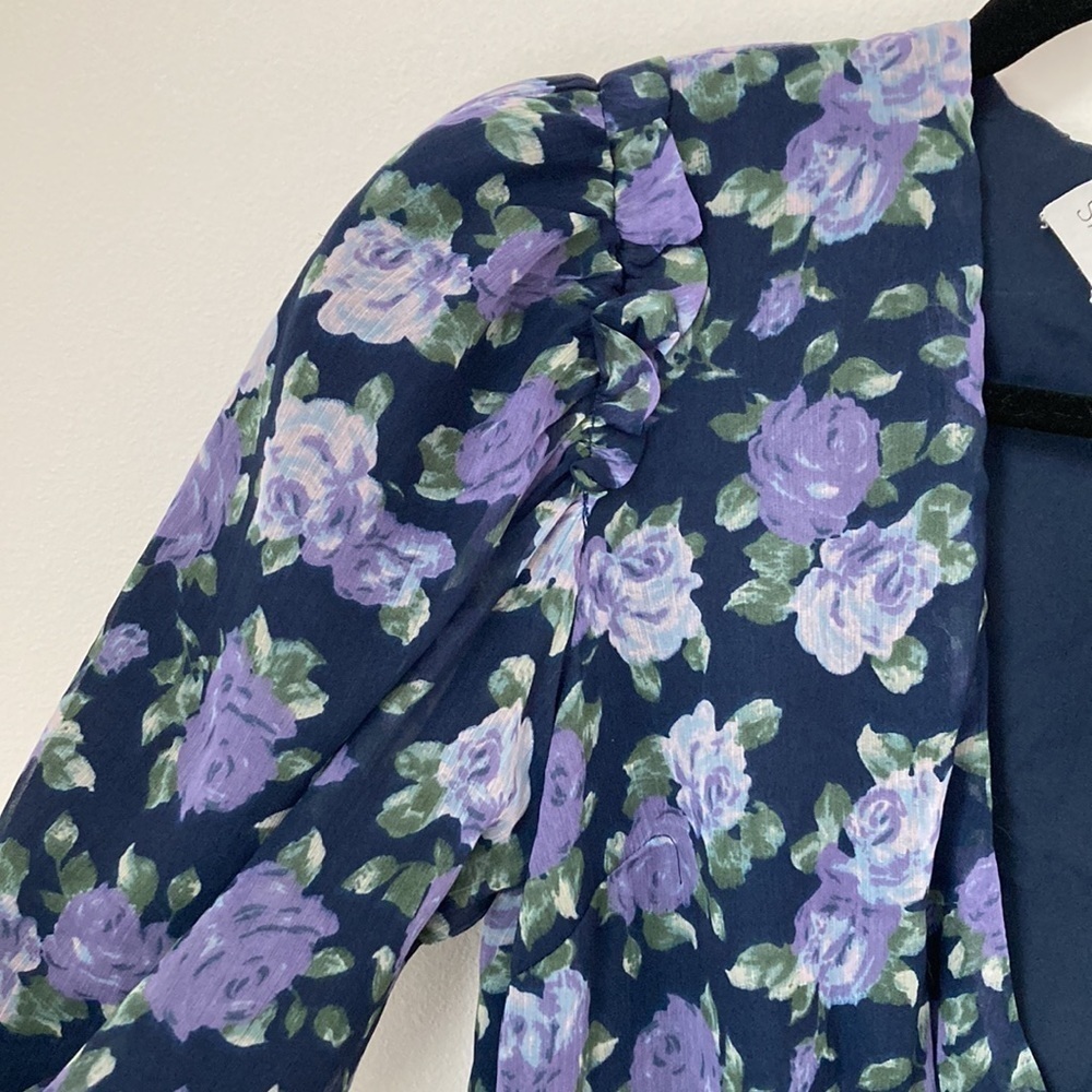Saylor Floral Mini Dress - Picture 6 of 9